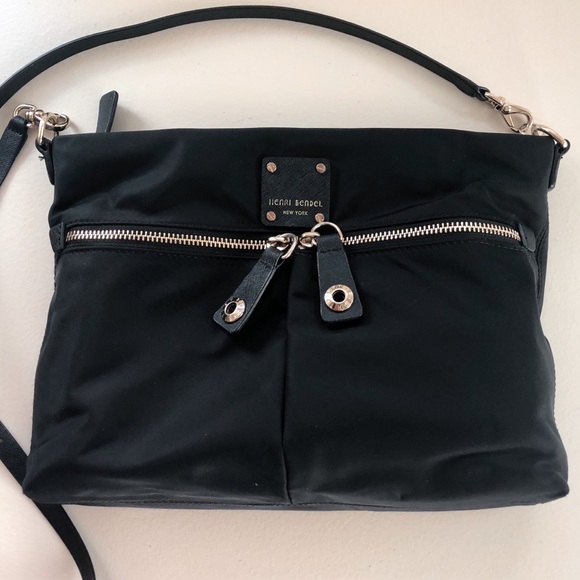 henri bendel Handbags - Henri Bendel Crossbody